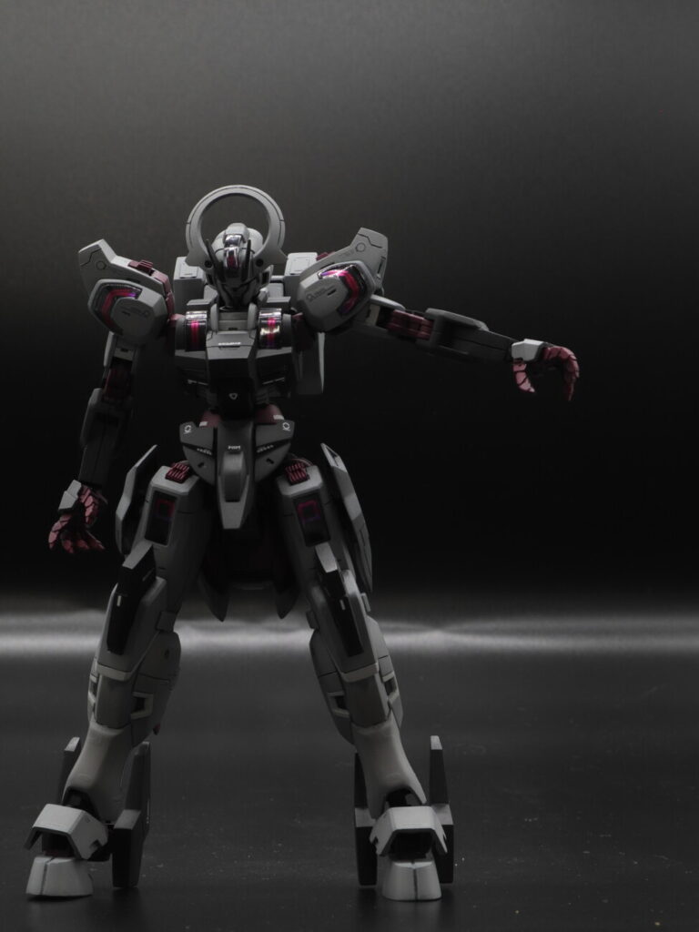 HG 1/144 ガンダムシュバルゼッテ 改修・全塗装品 - ぱとぷら