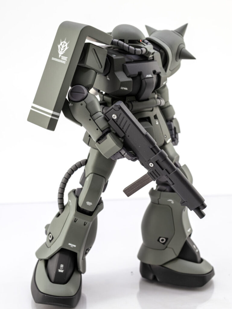 HGUC ザク2改 全塗装済み完成品 HGUC 1/144 ザクII改 筆塗り全塗装 